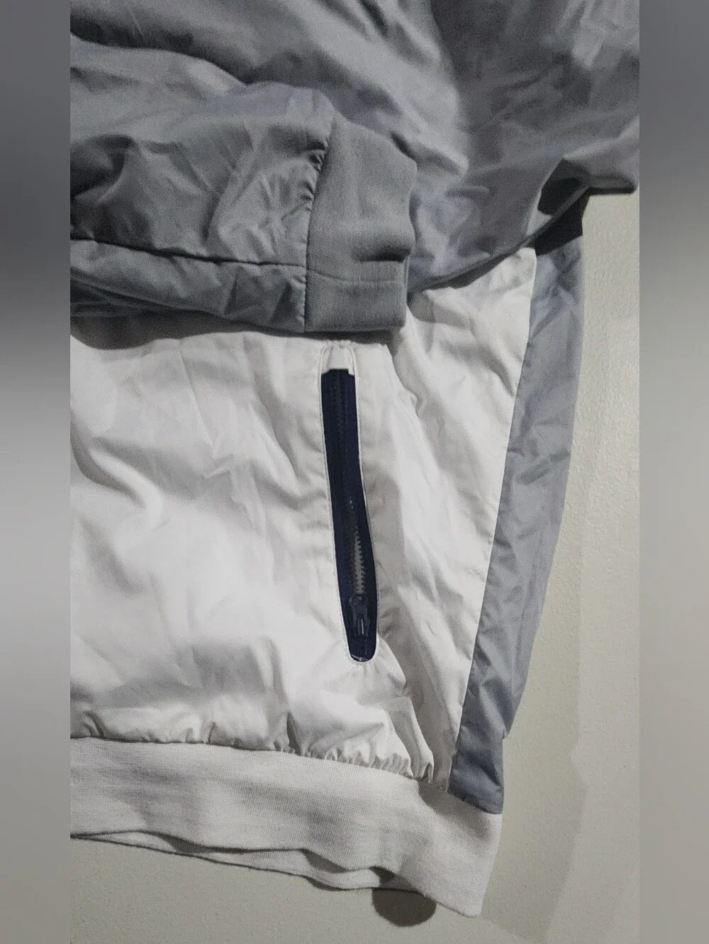Nike Navy, Gray & White Hooded Collegiate Football Windbreaker Size Medium